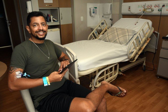 Victor Mateus se recupera no hospital: 