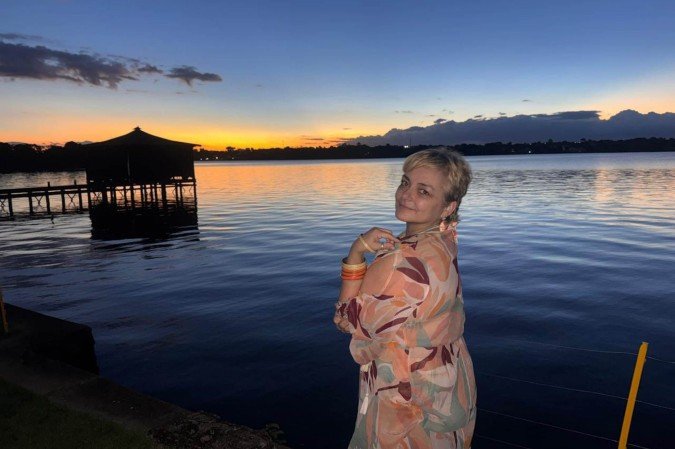 Para Andrea, o pixie acabou estimulando um novo olhar sobre si mesma - (crédito: Arquivo pessoal ) Para Andrea, o pixie acabou estimulando um novo olhar sobre si mesma - (crédito: Arquivo pessoal )