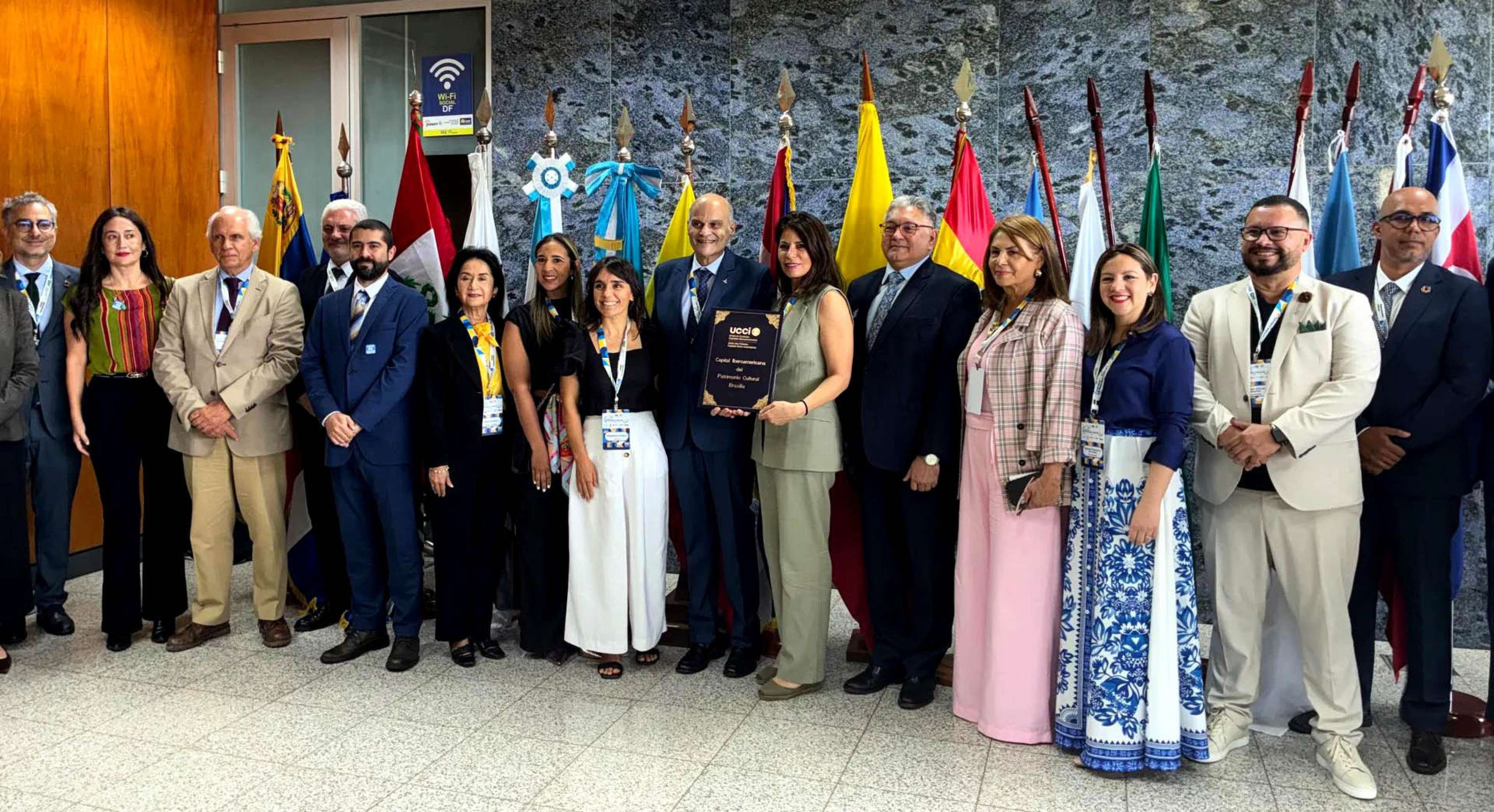  Ucci concede t&iacute;tulo de Capital Ibero-Americana a Bras&iacute;lia