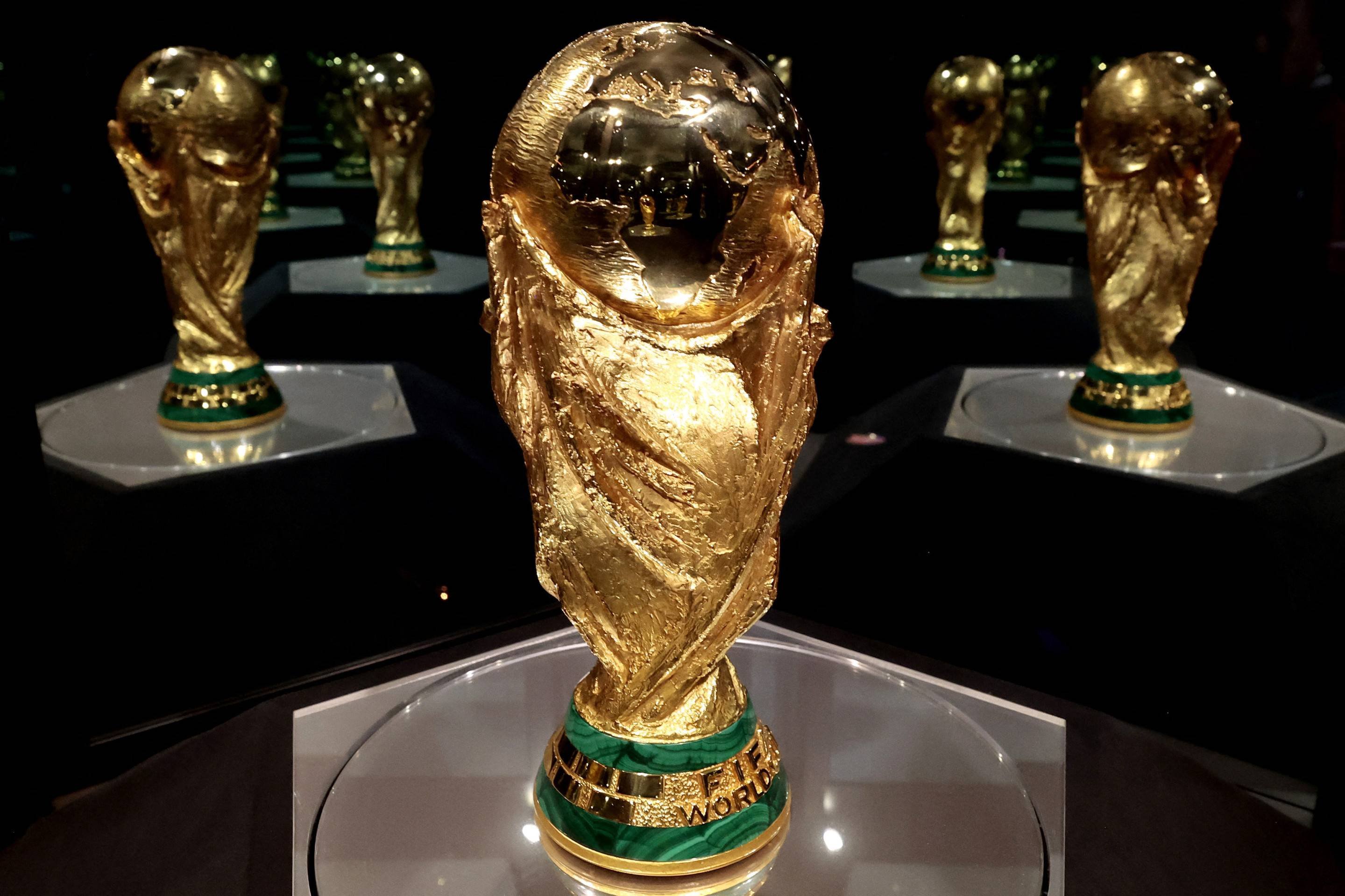 De Bellini a Cafu: os capitães que levantaram a taça pelo Brasil