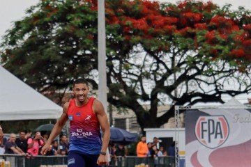 Emerson Vieira trocou o interesse por futebol pelo amor ao atletismo depois de uma série de cirurgias e brilha nos 400m -  (crédito:  Arquivo Pessoal)