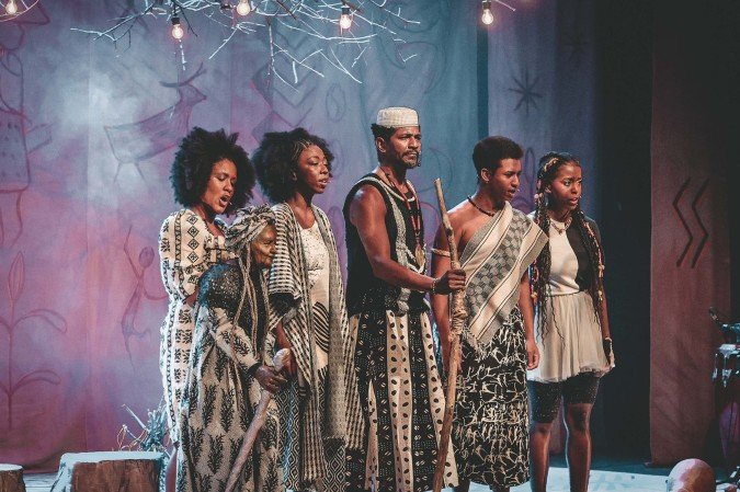 Menino Mandela
Direção: Arlindo Lopes. De hoje a domingo, às 15h e às 19h, no Teatro da CAIXA Cultural (SBS, Quadra 4, Lotes ¾). Ingressos: R$ 30 e R$ 15 (meia), no site Bilheteria Cultural
