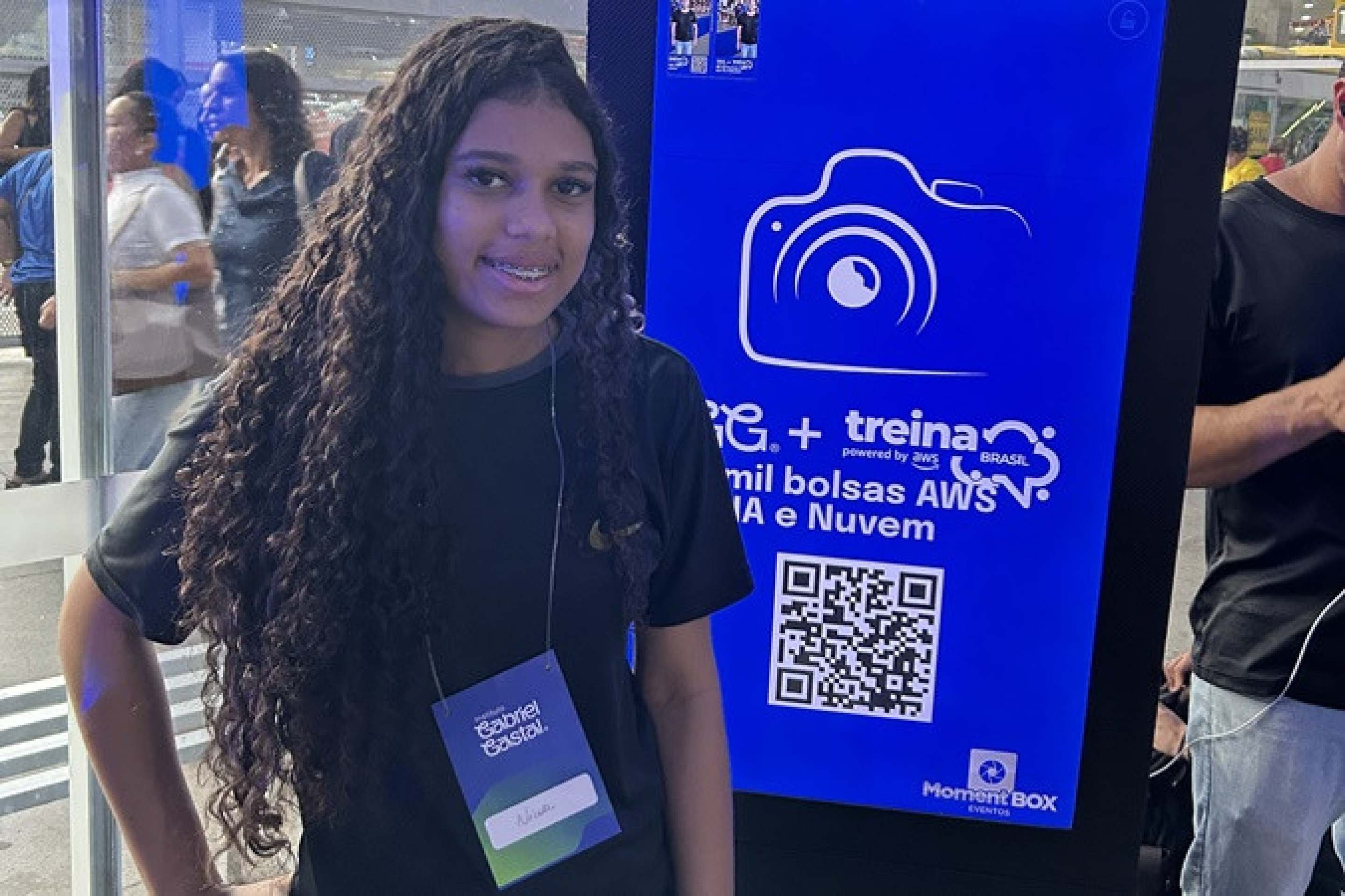 Nicolle Ara&uacute;jo, 16 anos, estudante do Centro de Ensino M&eacute;dio 417 da Santa Maria (CEM 417) 