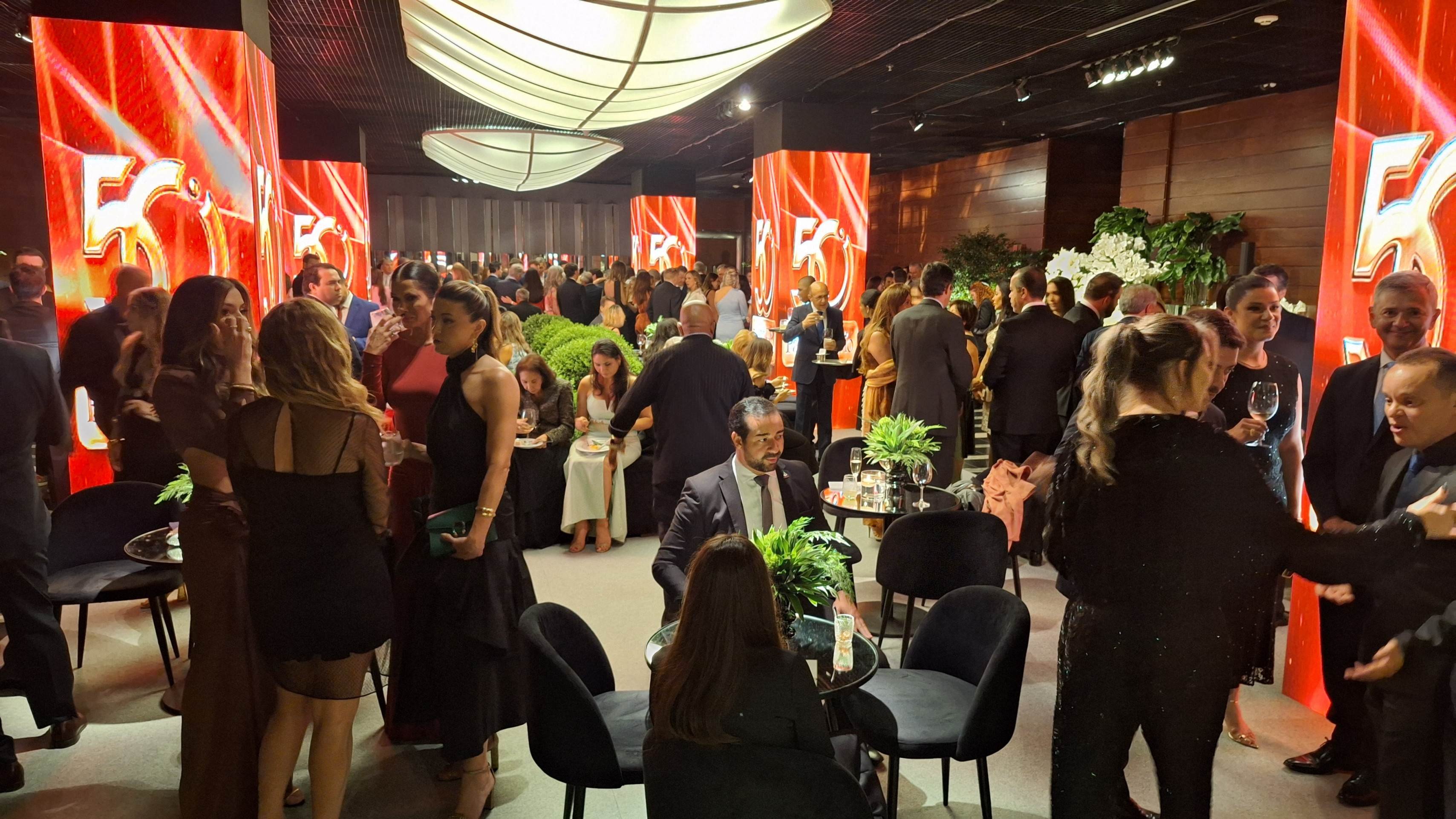 Da esquerda &agrave; direita: Guilherme Machado, presidente do Correio; o empres&aacute;rio Paulo Oct&aacute;vio; e o vice-presidente Geraldo Alckmin