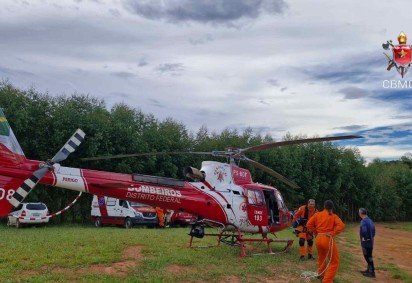 Homem é ferido em trilha e resgatado por helicóptero -  (crédito: Material cedido ao Correio) -Homem é ferido em trilha e resgatado por helicóptero -  (crédito: Material cedido ao Correio)