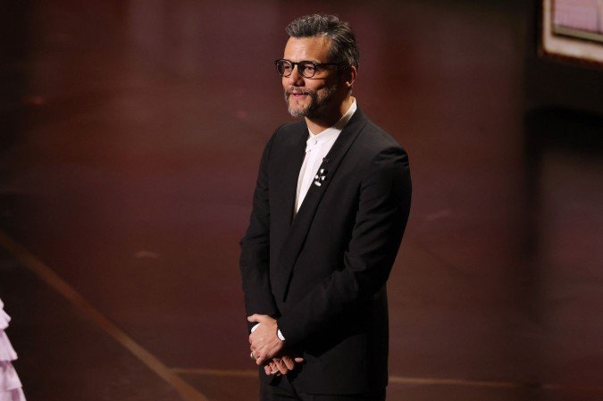 Wagner Moura discursa no palco durante a 98&ordf; edi&ccedil;&atilde;o do Oscar no Dolby Theatre em 15 de mar&ccedil;o de 2026, em Hollywood, Calif&oacute;rnia