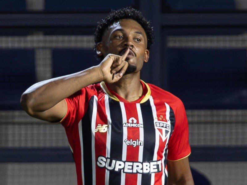 O zagueiro brasiliense Sabino não costuma marcar tantos gols por temporada: bola na rede do Red Bull Bragantino foi a primeira dele em 2026 -  (crédito: JOISEL AMARAL/ESTADÃO CONTEÚDO)