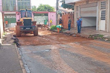 ...uma força-tarefa esteve no local para a retirada do asfalto - (crédito: Divulgação/ Administração de Ceilândia) ...uma força-tarefa esteve no local para a retirada do asfalto - (crédito: Divulgação/ Administração de Ceilândia)