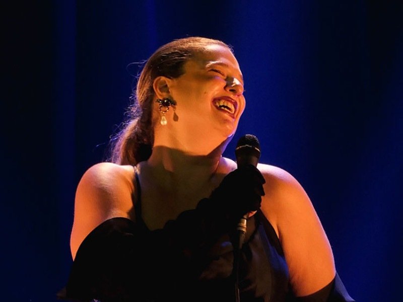 Alice Caymmi: interpretação com toques de rock e pop -  (crédito: Bruno Capelas)