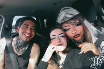 Tricasal Frank Eric Blackcloud , de 40 anos, Tatyana Brown, 33, e Lexi Bowman, 26. -  (crédito: NewYorkPost/Reprodução)