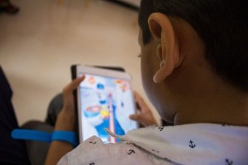 O ECA digital estabelece que a segurança online deixa de ser apenas uma recomendação e passa a ser uma obrigação das empresas de tecnologia -  (crédito: Reprodução/Freepik)