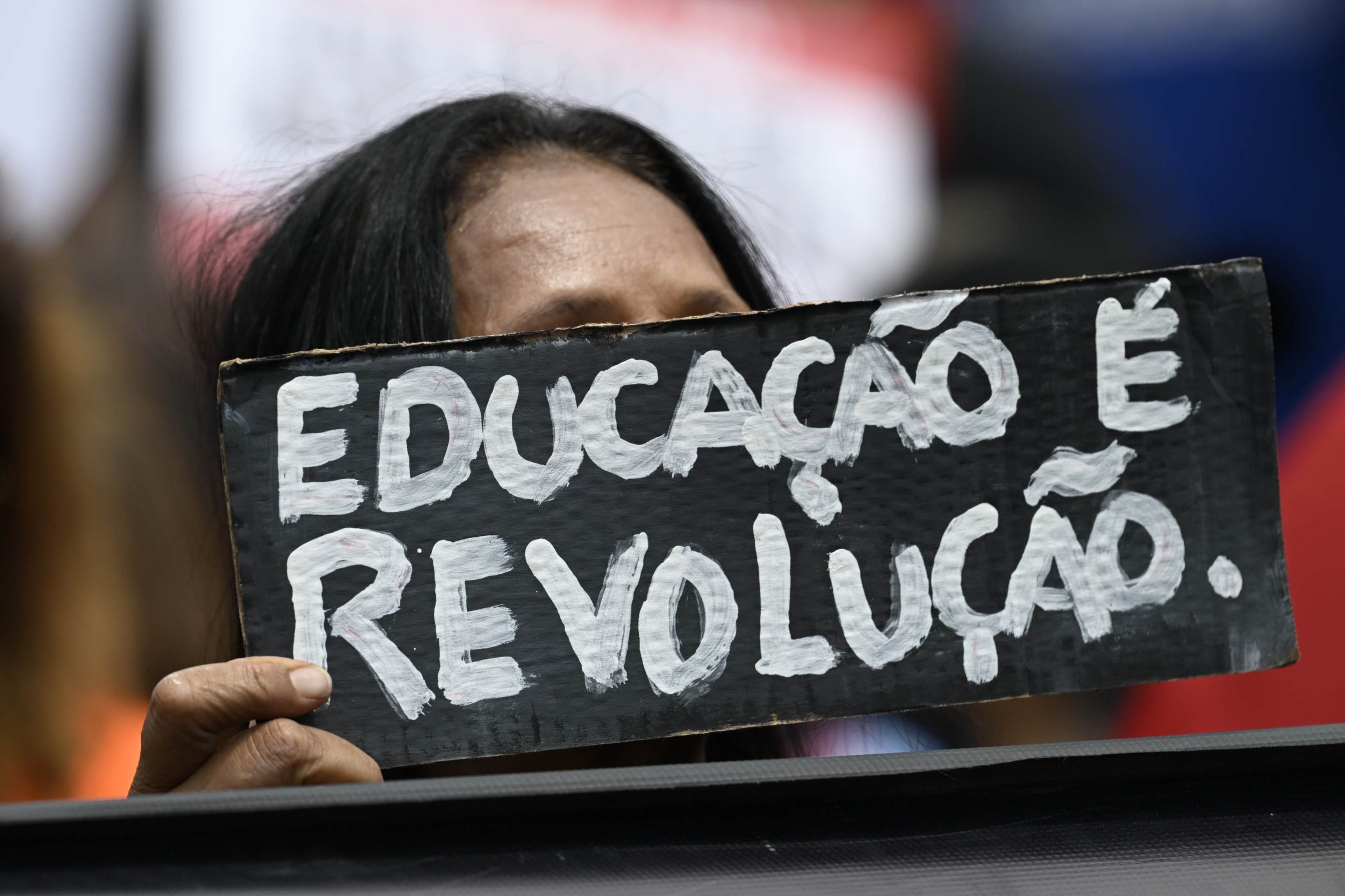  18.03.2026 Carlos Vieira CB/DA Press. Assembleia dos professores. FUNARTE. Vota&ccedil;&atilde;o por celular. Chico Viilante e Erika Kokay.
