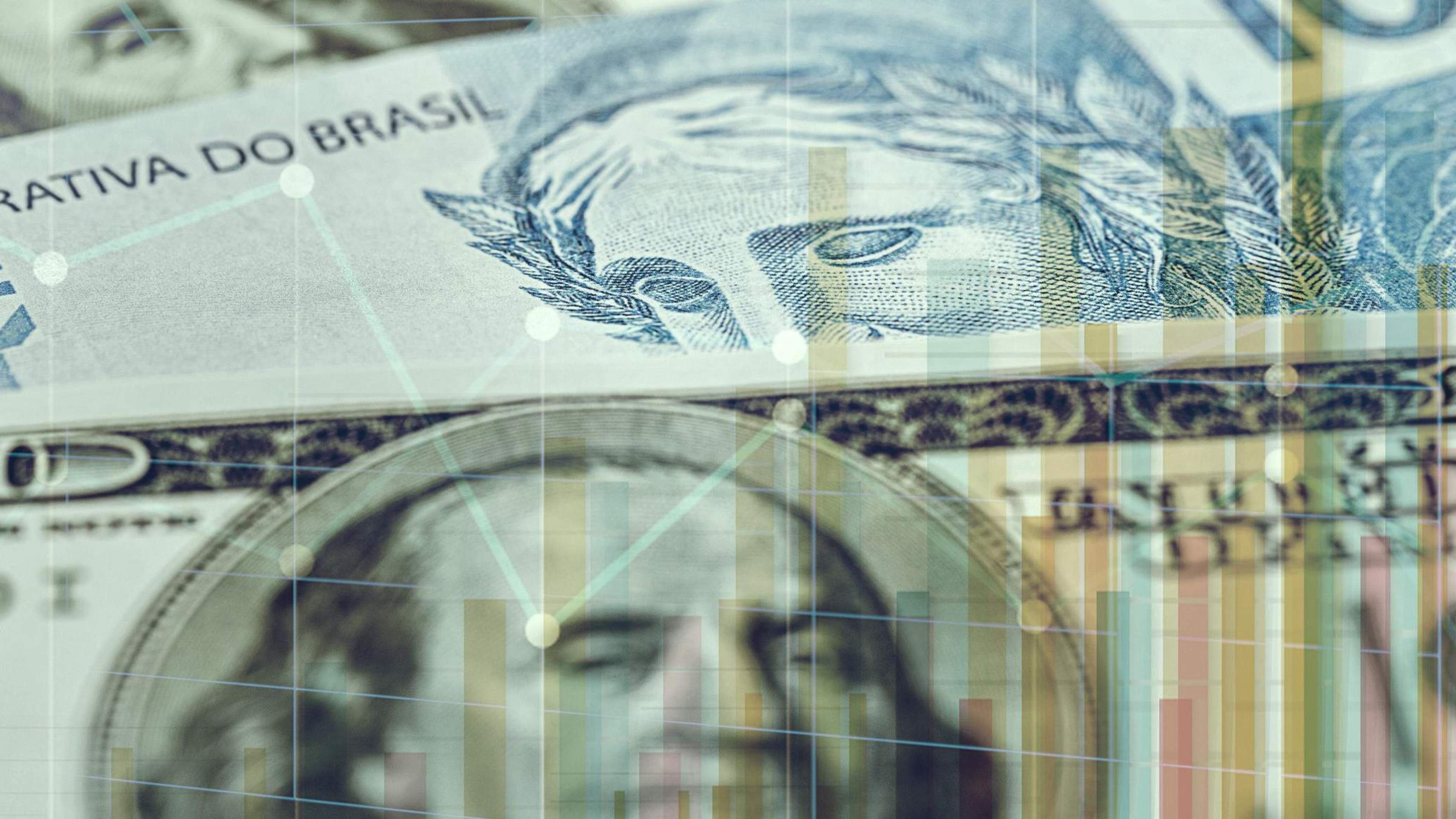 Juros elevados encarecem crédito e tendem a reduzir consumo -  (crédito: Getty Images)