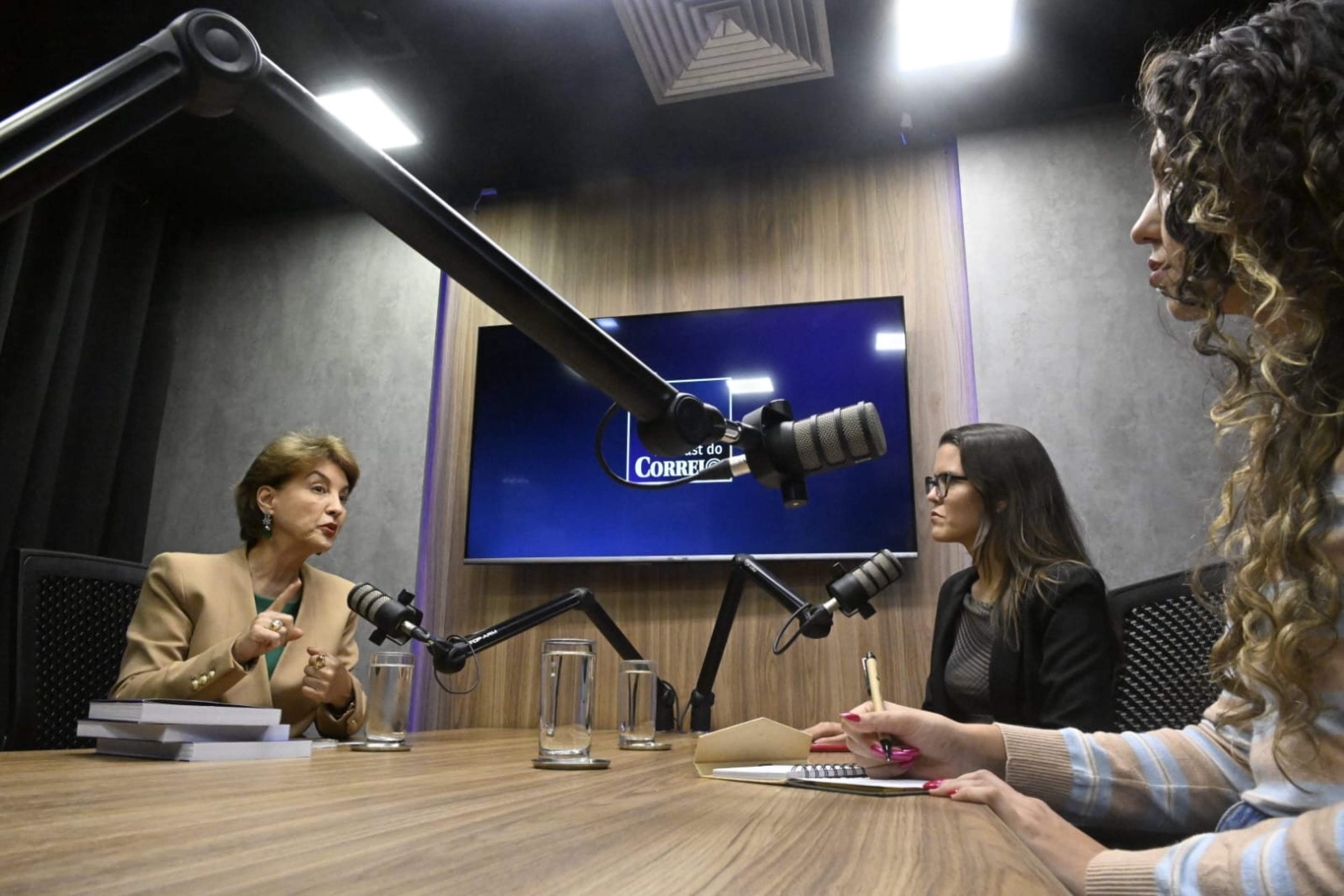 Conhe&ccedil;a organiza&ccedil;&atilde;o de corretoras automovitas exclusivamente feminino