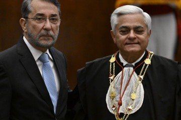  19.03.2026 Carlos Vieira CB/DA Press. Ordem do merito judici&aacute;rio. Presentes: Guilherme Machado, Nikolas Ferreira recebem a Medalha de Roberval Belinati -  (crédito:  Carlos Vieira CB/DA Press)