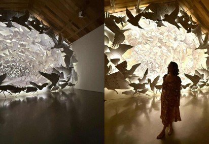 Entre labirintos de espelhos, bibliotecas infinitas e cenários que nos levam a uma outra dimensão confira `Sou o Outro do Outro` -  (crédito: Uai Turismo) -Entre labirintos de espelhos, bibliotecas infinitas e cenários que nos levam a uma outra dimensão confira `Sou o Outro do Outro` -  (crédito: Uai Turismo)