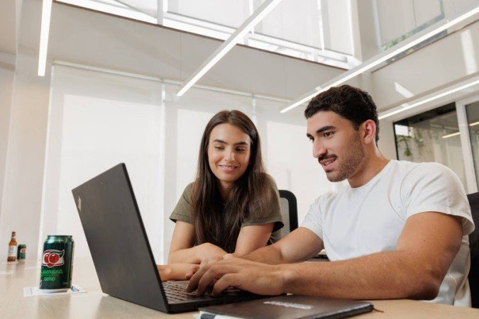 Ambev abre vagas para estágio em todo o Brasil -  (crédito: Divulgação/Ambev/Camila Nicoletti)