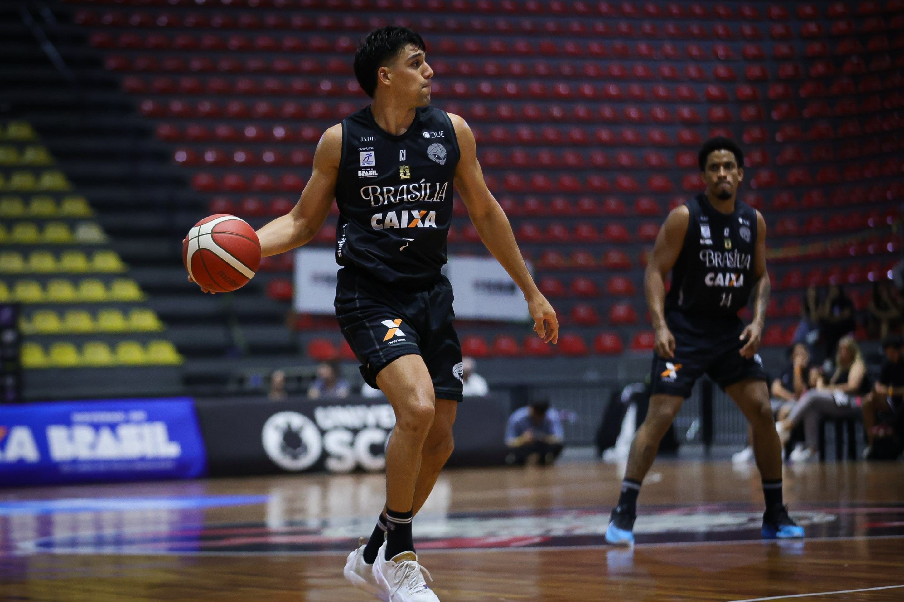 Sextou com duelo entre Brasília e Corinthians no Nilson Nelson pelo NBB