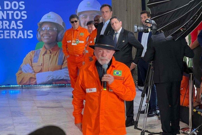 Presidente Lula (PT) durante agenda federal em Betim, na Grande BH
- (crédito: Edésio Ferreira/EM/D.A. Press) Presidente Lula (PT) durante agenda federal em Betim, na Grande BH
- (crédito: Edésio Ferreira/EM/D.A. Press)