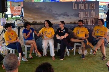 Roda de conversa no Eixão reforça papel do Cerrado no abastecimento de água - (crédito: Ana Carolina Alves/CB) Roda de conversa no Eixão reforça papel do Cerrado no abastecimento de água - (crédito: Ana Carolina Alves/CB)