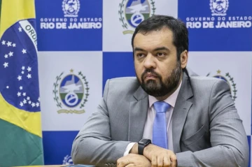 A ren&uacute;ncia de Cl&aacute;udio Castro est&aacute; marcada para esta segunda-feira (23/3)
 -  (crédito: Foto: Rafael Campo/GOVRJ)