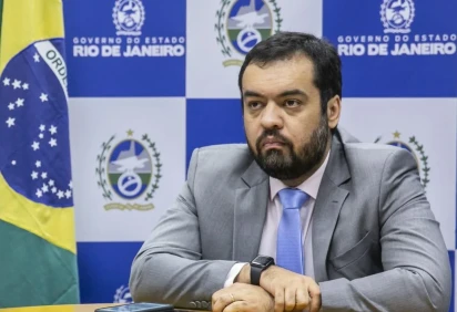 A ren&uacute;ncia de Cl&aacute;udio Castro est&aacute; marcada para esta segunda-feira (23/3)
 -  (crédito: Foto: Rafael Campo/GOVRJ) -A ren&uacute;ncia de Cl&aacute;udio Castro est&aacute; marcada para esta segunda-feira (23/3)
 -  (crédito: Foto: Rafael Campo/GOVRJ)