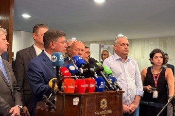 Segundo Viana, o prazo mais curto é suficiente para entregar uma resposta consistente ao país sobre as irregularidades investigadas na Previdência Social -  (crédito: Alícia Bernardes/CB/D.A. Press) -Segundo Viana, o prazo mais curto é suficiente para entregar uma resposta consistente ao país sobre as irregularidades investigadas na Previdência Social -  (crédito: Alícia Bernardes/CB/D.A. Press)