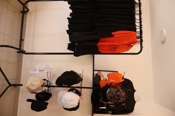 Bon&eacute; aba reta se tornou uma forma de identifica&ccedil;&atilde;o            