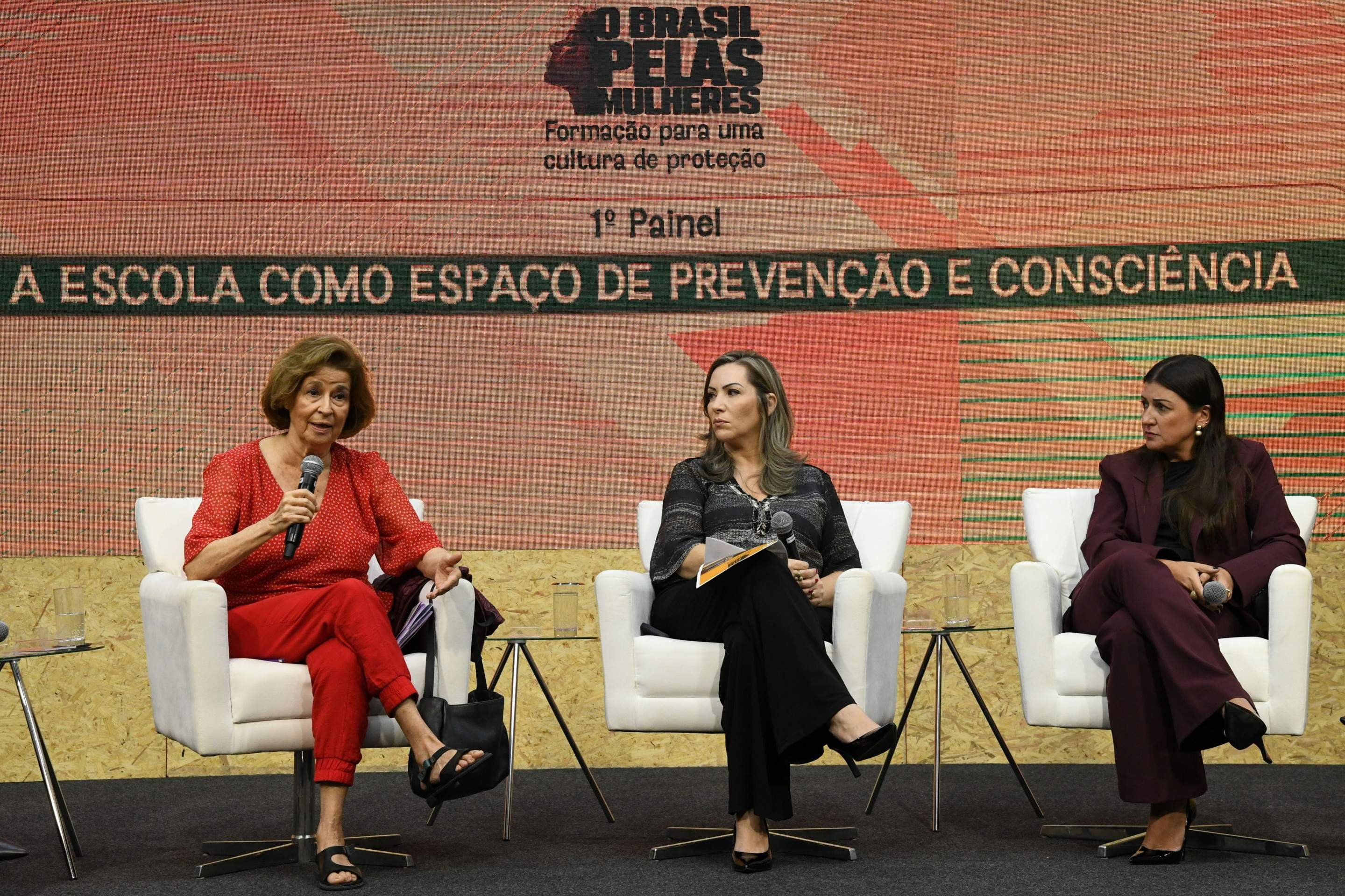 Especialistas defendem a educação para combater a violência