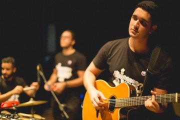 A sinfonia &eacute; composta por pessoas at&iacute;picas que possuem o interesse em musicaliza&ccedil;&atilde;o instrumental -  (crédito: Patrícia Soransso)