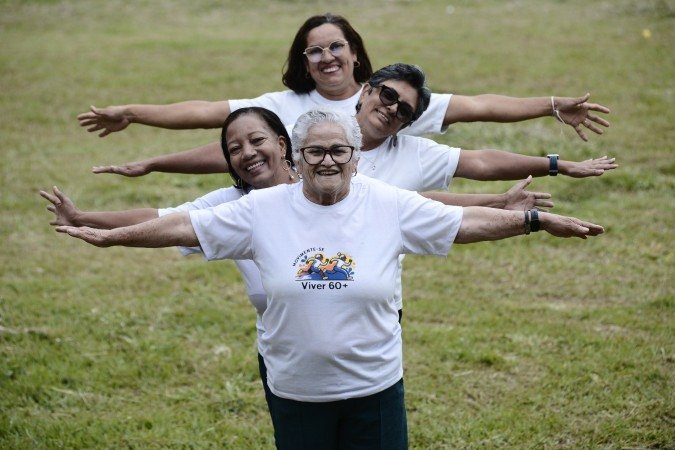 24/03/2026. Crédito: Minervino Júnior/CB/D.A Press. Brasil. Brasilia - DF. Idosos independentes e ativos. Maria Eunice(cabelo Branco), Vera de Fátima(calça vermelha), Ilma Maria(óculos) Carmen Isabel - (crédito: Minervino Júnior/CB/D.A.Press) 24/03/2026. Crédito: Minervino Júnior/CB/D.A Press. Brasil. Brasilia - DF. Idosos independentes e ativos. Maria Eunice(cabelo Branco), Vera de Fátima(calça vermelha), Ilma Maria(óculos) Carmen Isabel - (crédito: Minervino Júnior/CB/D.A.Press)