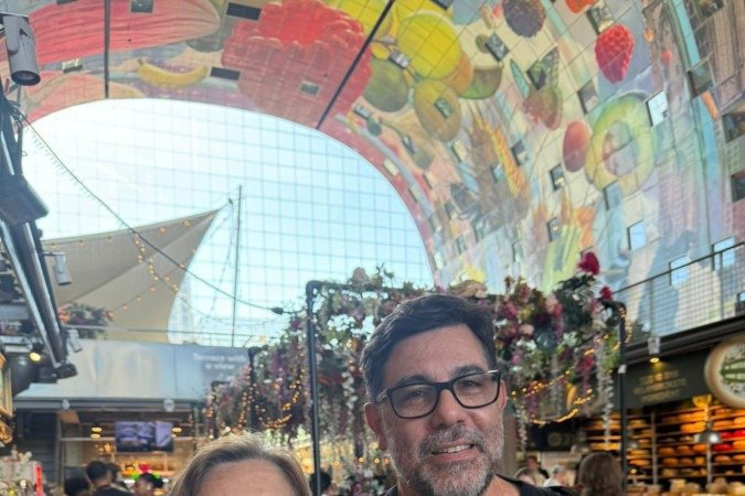 Eloá fez um cruzeiro pela Europa e encontrou com o filho, Ulisses de Santana, em Roterdã, na Holanda 