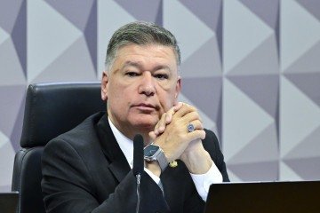 Segundo o parlamentar, a CPMI teria compilado documentos, diálogos e informações sobre uma suposta 'rede de influência, poder e corrupção' em Brasília -  (crédito: Geraldo Magela/Agência Senado)