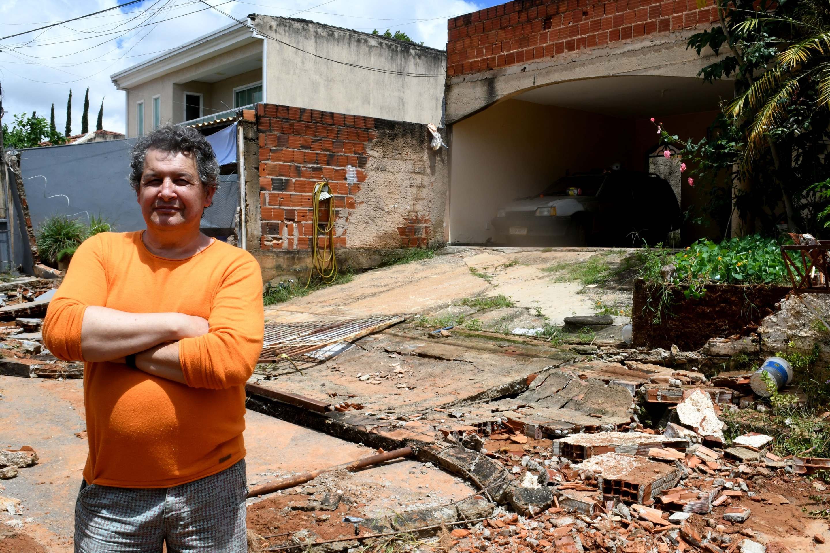 Jos&eacute; In&aacute;cio Severino se preocupa com seguran&ccedil;a da fam&iacute;lia em casa