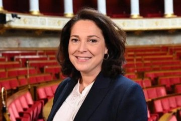 Retrato oficial de Marina Ferrari  -  (crédito: Assembleia Nacional)