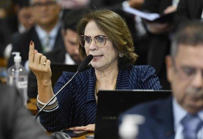 A senadora Damares Alves dez duras críticas à indústria do tabagismo, afirmando que jovens e crianças são os mais vulneráveis -  (crédito:  Andressa Anholete/Agência Senad) -A senadora Damares Alves dez duras críticas à indústria do tabagismo, afirmando que jovens e crianças são os mais vulneráveis -  (crédito:  Andressa Anholete/Agência Senad)