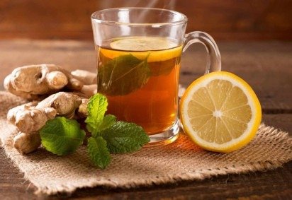 Chá de gengibre com limão-siciliano e hortelã (Imagem: brandcrafts | Shutterstock) -  (crédito: EdiCase) -Chá de gengibre com limão-siciliano e hortelã (Imagem: brandcrafts | Shutterstock) -  (crédito: EdiCase)