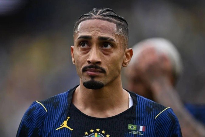 Raphinha virou motivo de apreensão para o Brasil na sequência da Copa do Mundo - (crédito: Stephen Nadler/AFP) Raphinha virou motivo de apreensão para o Brasil na sequência da Copa do Mundo - (crédito: Stephen Nadler/AFP)