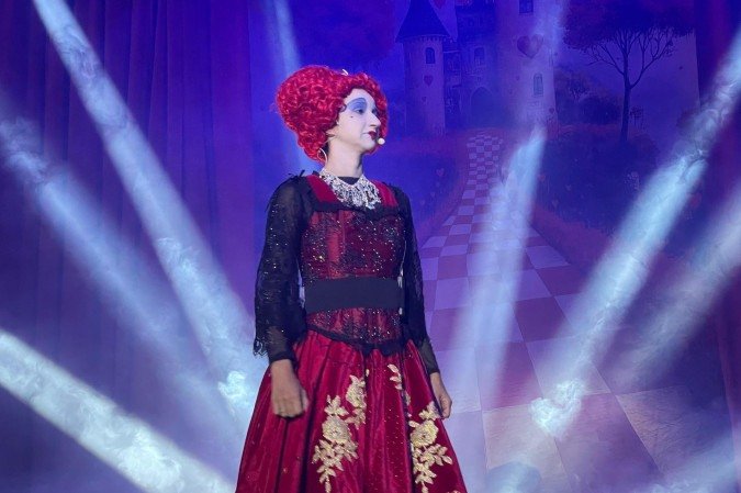 Circo Real Português, no Taguaparque, recebeu crianças da rede pública e terá sessões até este domingo (29)