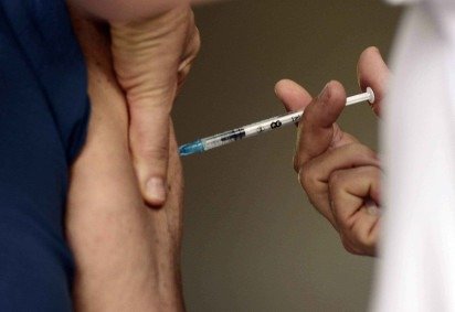 O país possui um dos maiores programas públicos para esse tipo de atenção do mundo, o Sistema Único de Saúde (SUS), que em sua base valoriza a atenção básica e a prevenção com ações como acompanhamento familiar e aplicação de vacinas -  (crédito: Minervino Júnior/CB/D.A.Press) -O país possui um dos maiores programas públicos para esse tipo de atenção do mundo, o Sistema Único de Saúde (SUS), que em sua base valoriza a atenção básica e a prevenção com ações como acompanhamento familiar e aplicação de vacinas -  (crédito: Minervino Júnior/CB/D.A.Press)