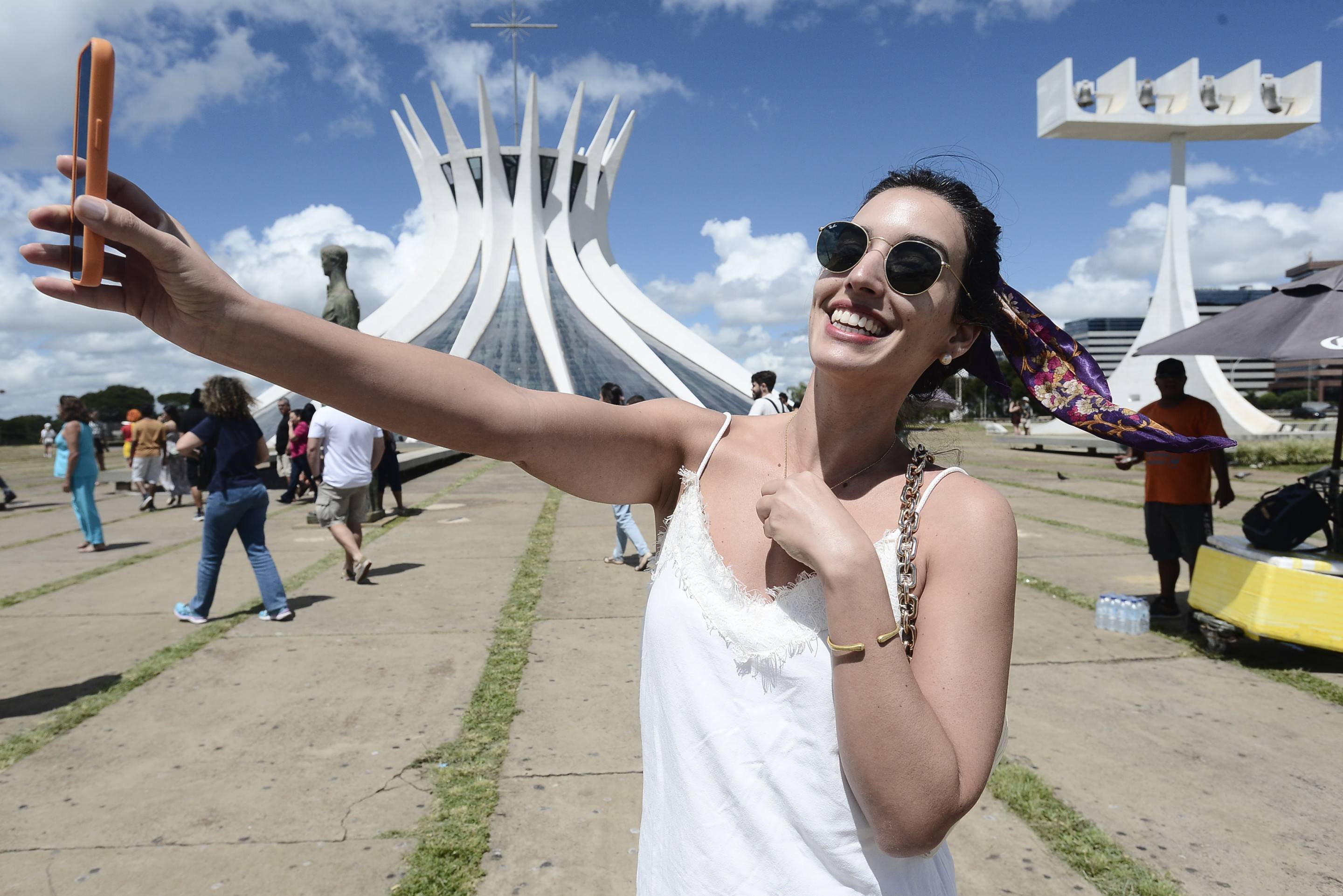 Chadia Ribeiro diz que ama Bras&iacute;lia e visualiza todo seu potencial