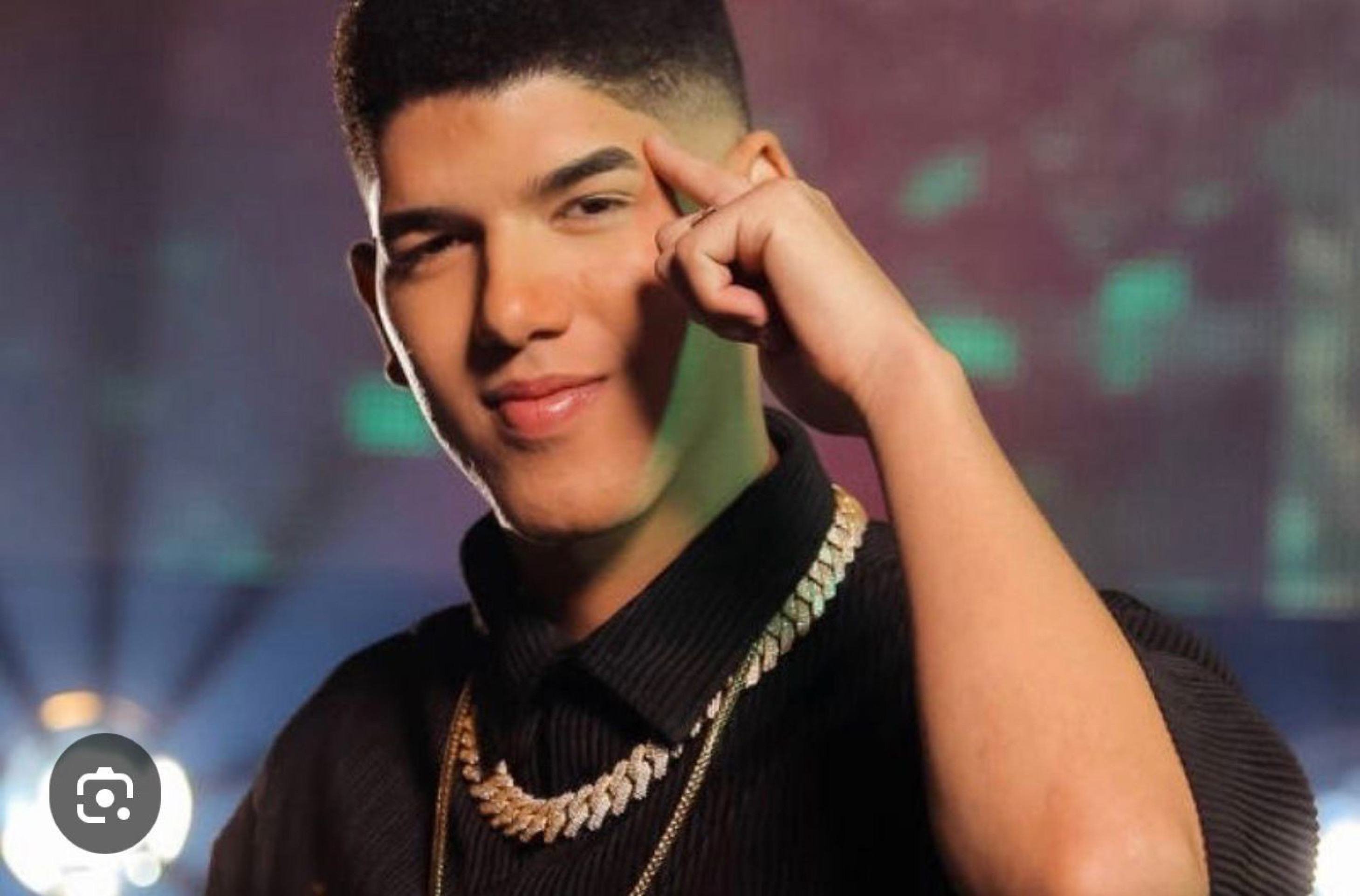 Descobrimos! Zé Vaqueiro chega em show surpresa na Rocinha neste sábado