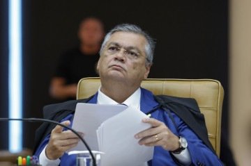 Decisão de Dino foi tomada após a defesa de um juiz afastado por corrupção no Rio de Janeiro recorrer contra o Conselho Nacional de Justiça -  (crédito: Rosinei Coutinho/STF)
