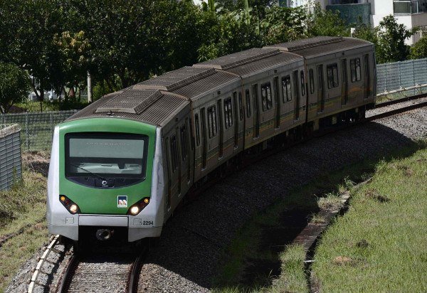 A categoria deliberou para a suspensão da greve até o dia 15 de abril para participar da medição pelo Tribunal Regional do Trabalho (TRT) -  (crédito: Minervino Júnior/CB/D.A.Press)