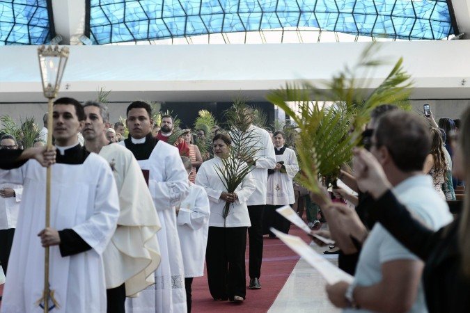 Missa de Domingo de Ramos na Catedral de Brasília