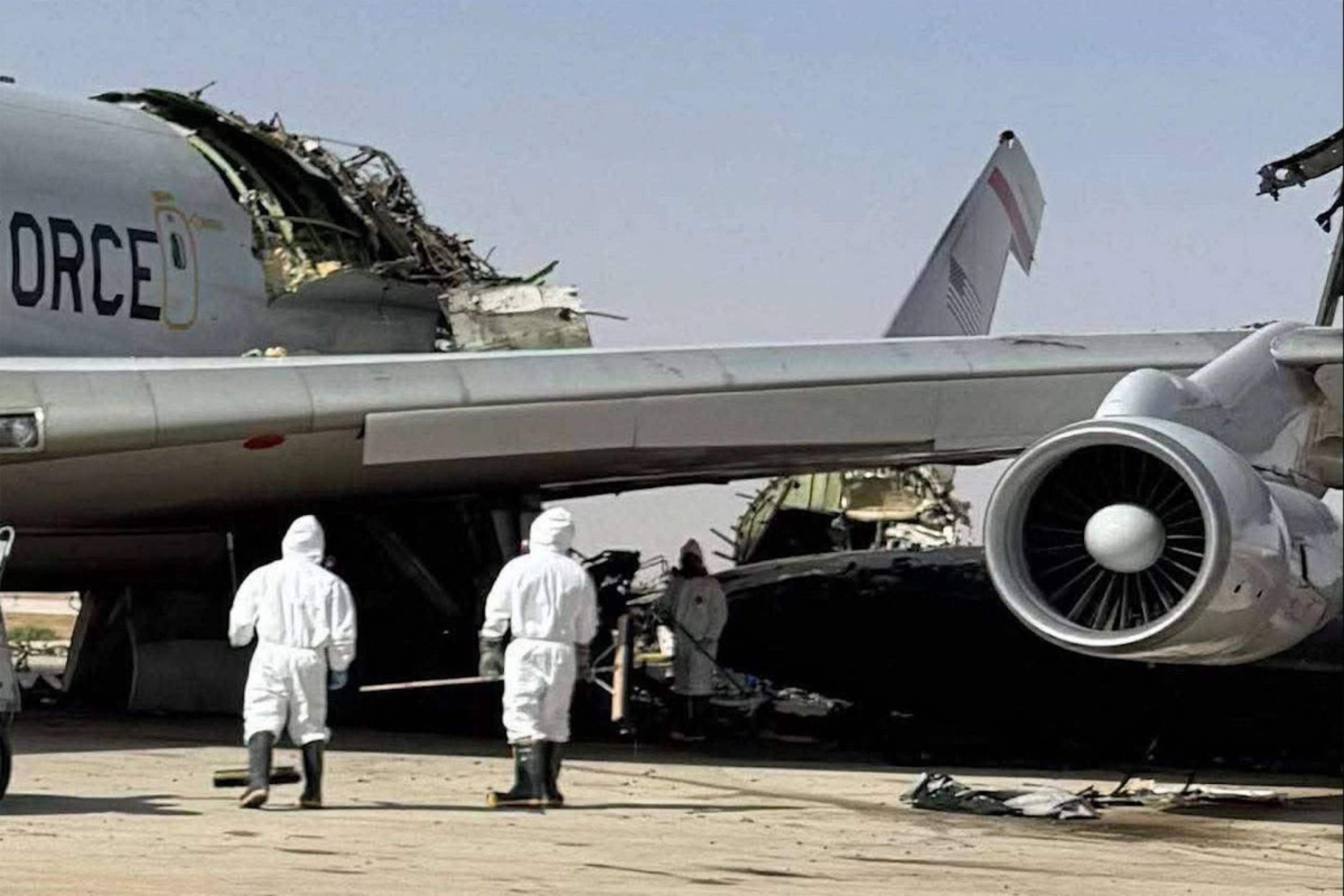 Avi&atilde;o dos EUA destru&iacute;do 