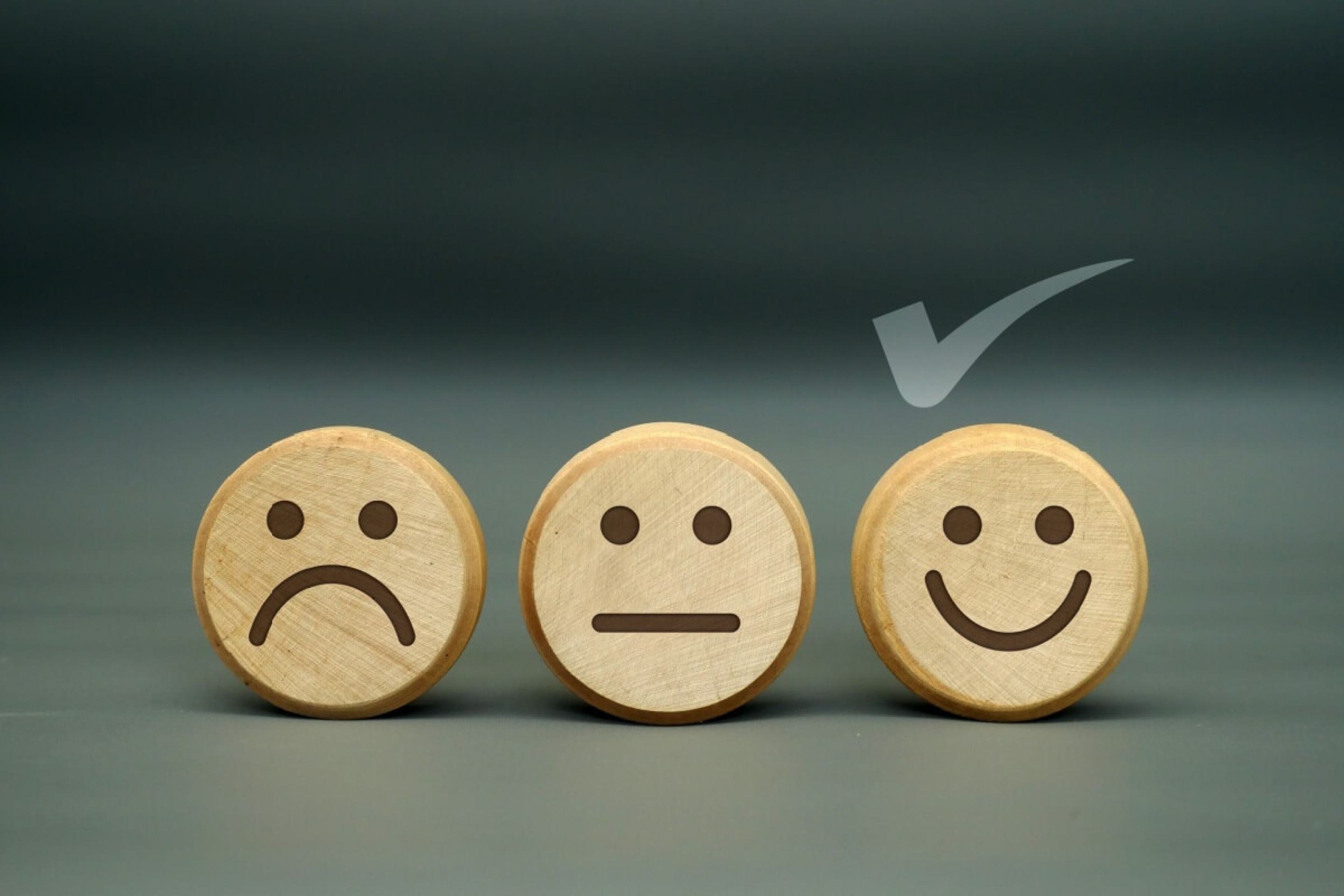 O transtorno bipolar pode impactar diretamente funções cognitivas, influenciando a rotina, o desempenho profissional e as relações pessoais (Imagem: Ka Iki | Shutterstock)
- (crédito: EdiCase) O transtorno bipolar pode impactar diretamente funções cognitivas, influenciando a rotina, o desempenho profissional e as relações pessoais (Imagem: Ka Iki | Shutterstock)
- (crédito: EdiCase)