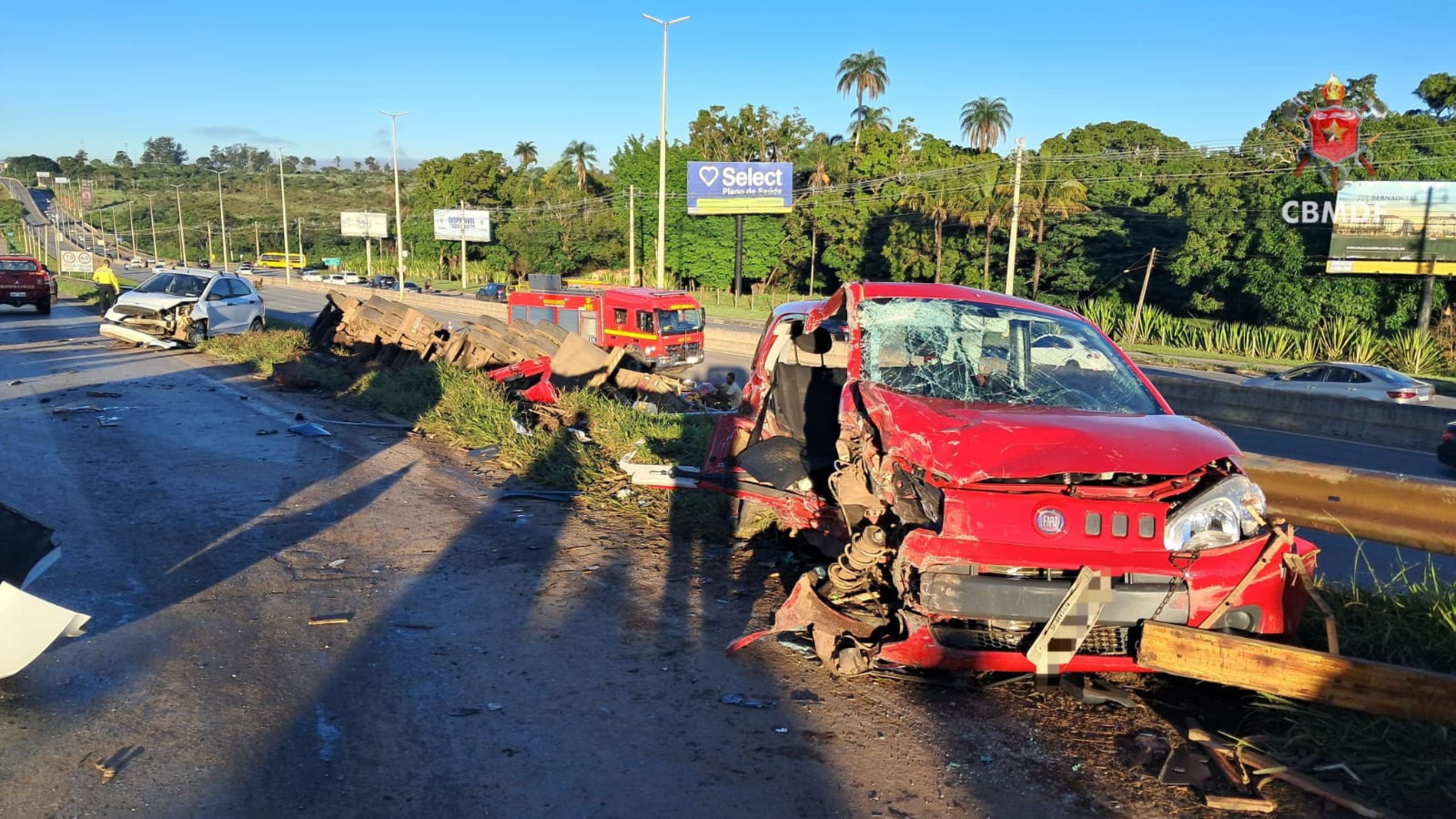 Sinistro de tr&acirc;nsito ocorreu na manh&atilde; desta segunda-feira (30)