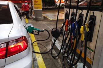Diesel no Centro-Oeste fica até 17% mais caro  - Multieixos com Renato Ferraz - 