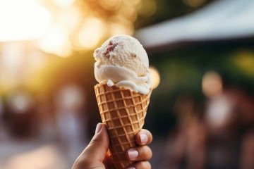 Mulher ingeriu sorvete com prego e pedaços de metal -  (crédito: FreePik )